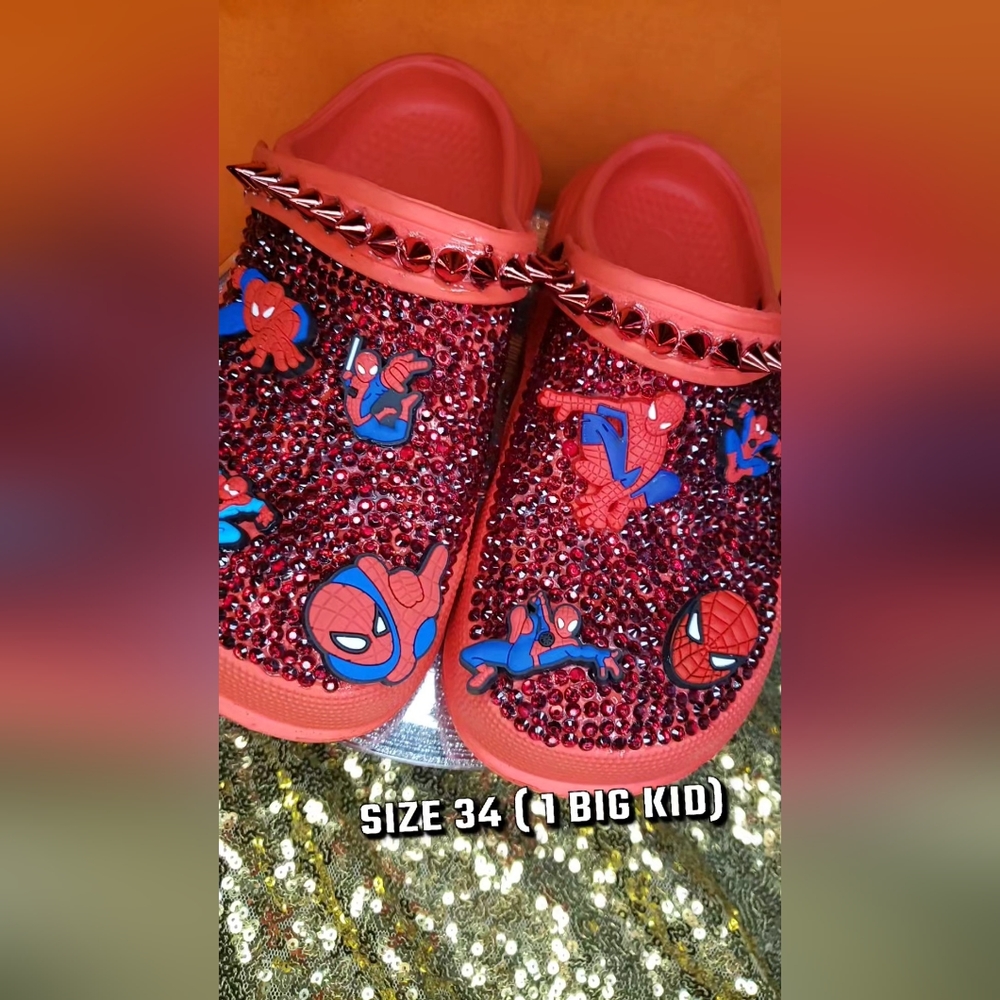 Bedazzled Spiderman clogs red spikes European 34/US SIZE 1 big kids